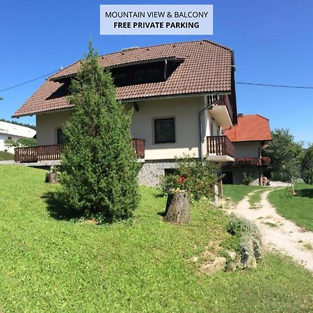Tourist Farm Pacnik Hotel Resnik Exterior photo